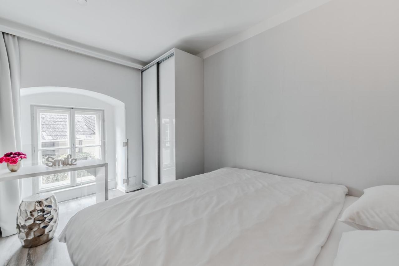 Smile Apartments Zum Goldenen Strauss 杜伦斯坦 外观 照片