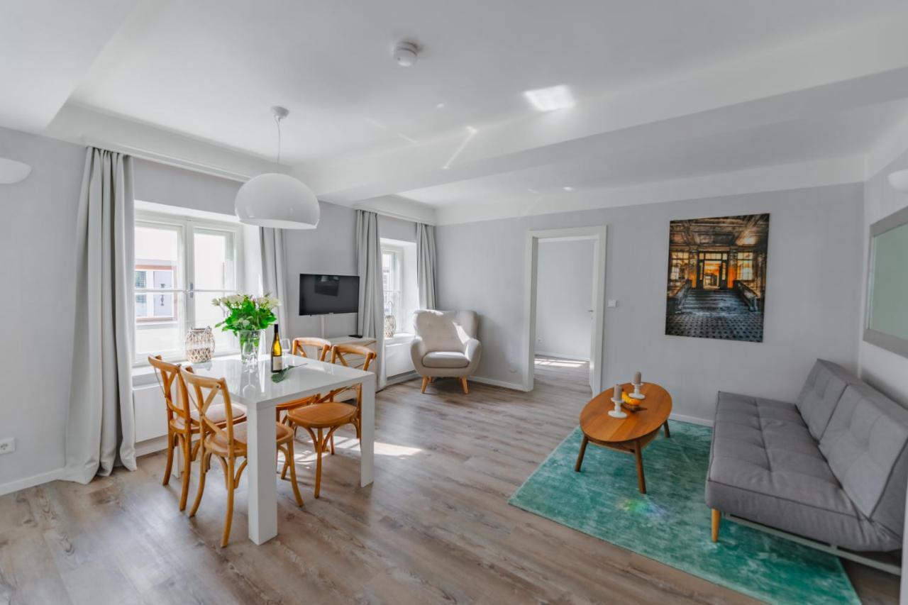 Smile Apartments Zum Goldenen Strauss 杜伦斯坦 外观 照片