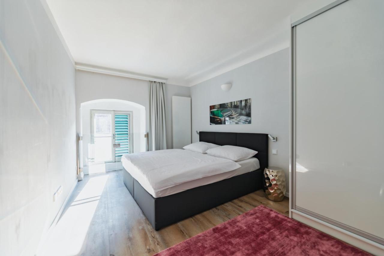 Smile Apartments Zum Goldenen Strauss 杜伦斯坦 外观 照片